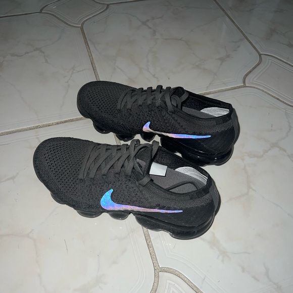 Nike Air VaporMax - Picture 2 of 6